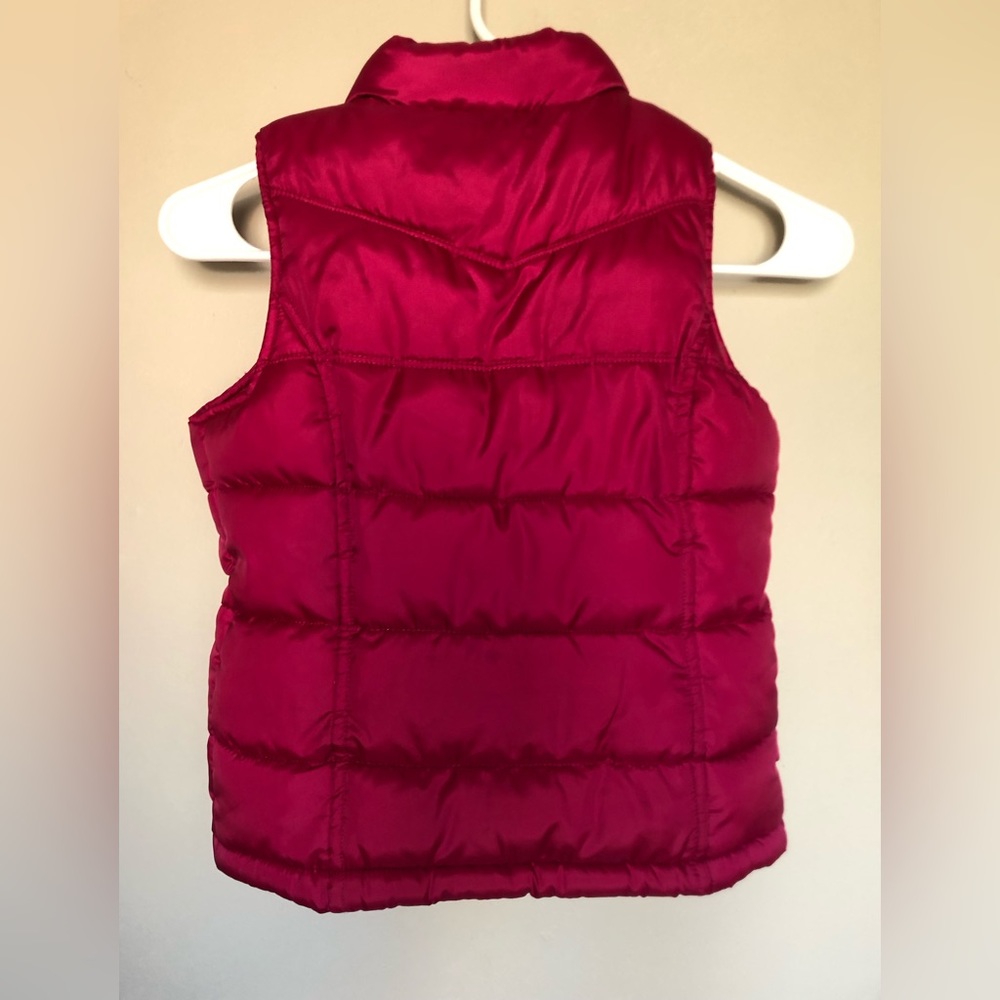 Girl’s Old Navy Pink Puffer Vest - Picture 4 of 7